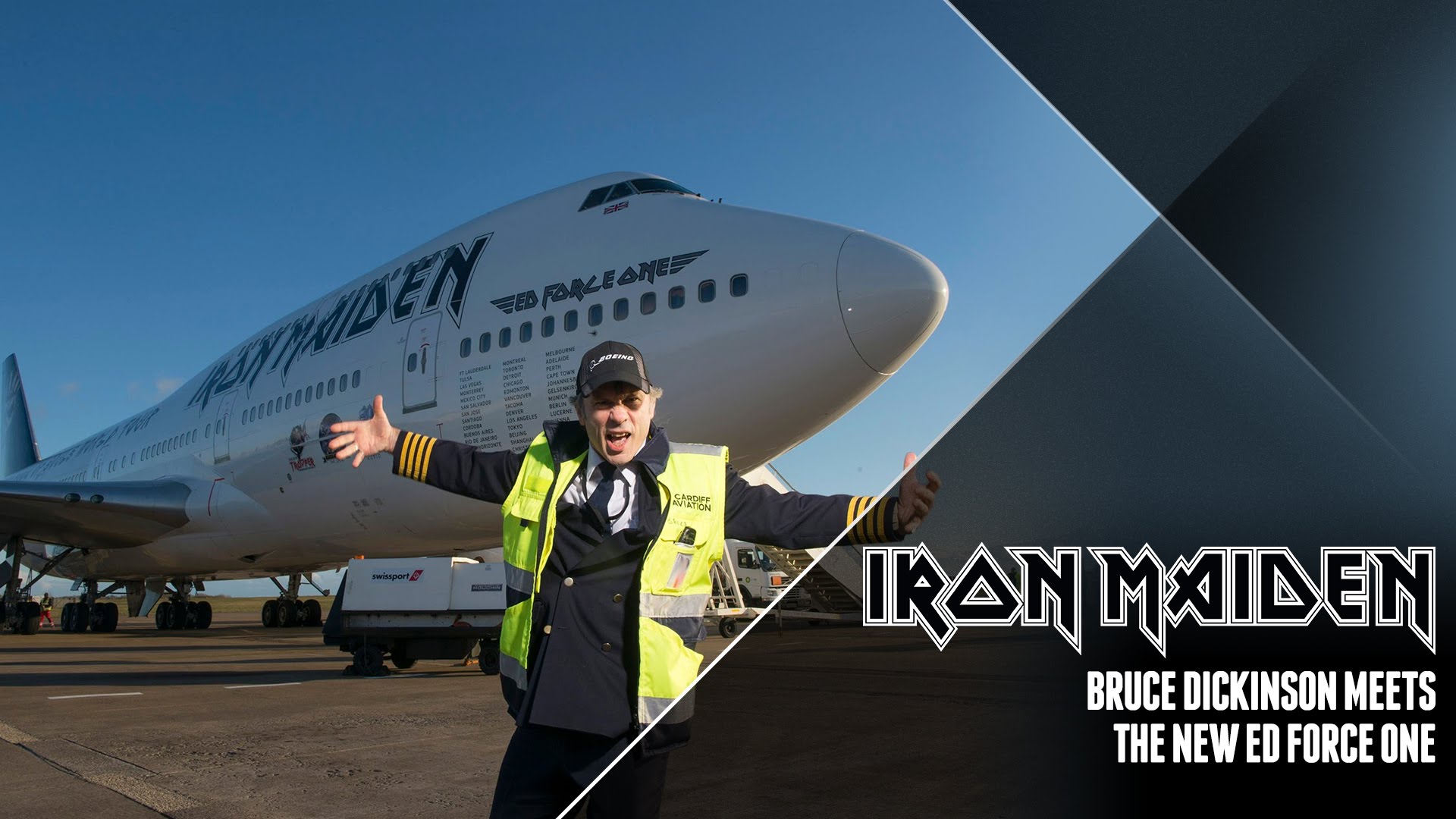 A new player in the force. Iron Maiden Bruce Dickinson. Ed Force one 747. Брюс Дикинсон пилот гражданской авиации. Брюс Дикинсон самолет.