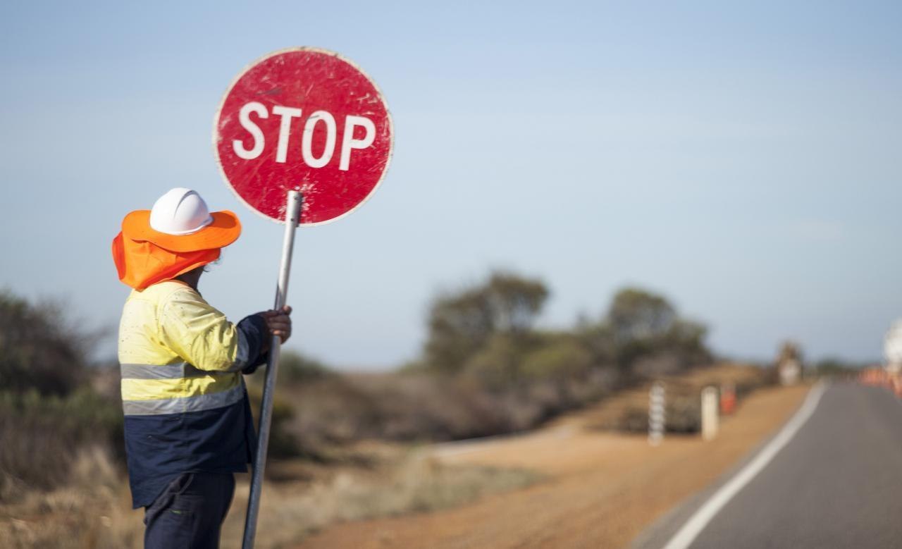 Kept slow. Stop working. Stop x. Engineer stop Road. Road Maintenance spend cost.